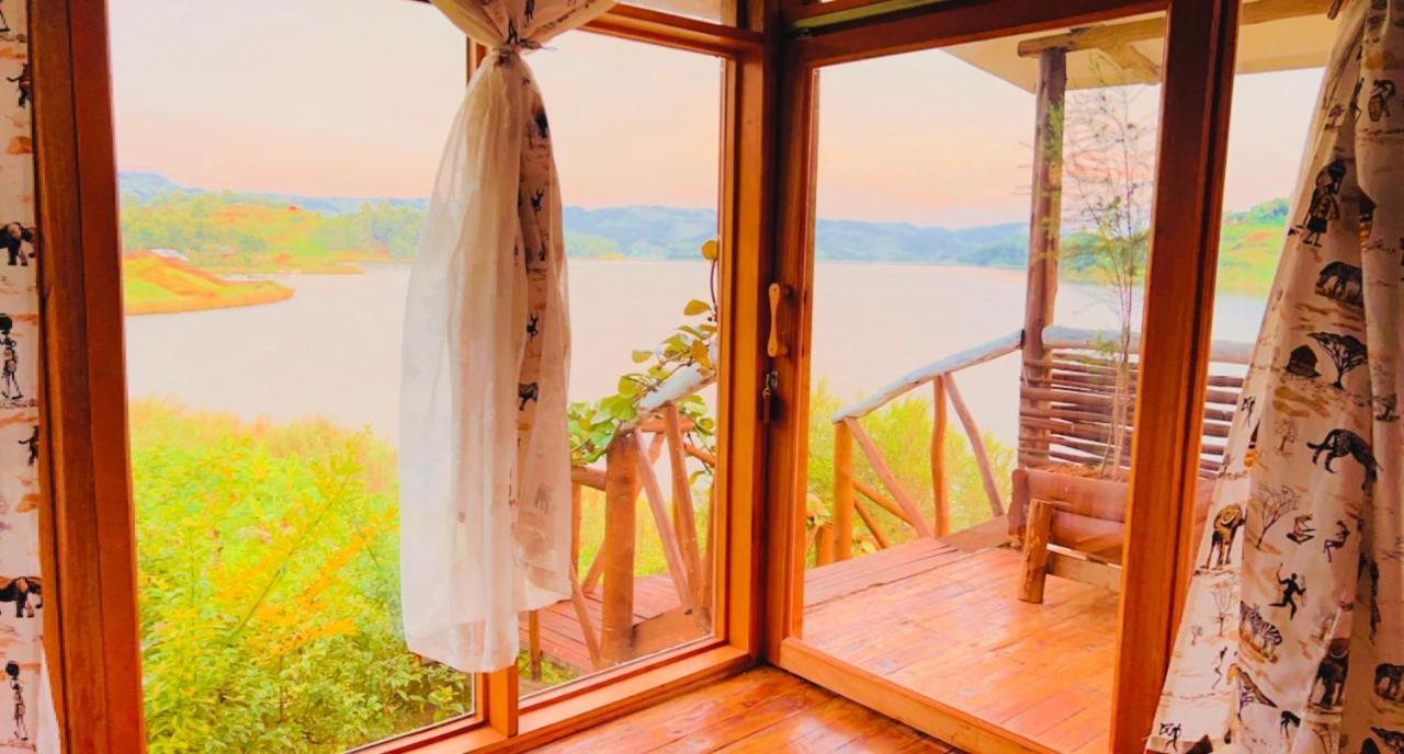 Lake Bunyonyi Rock Resort Kabale Екстер'єр фото