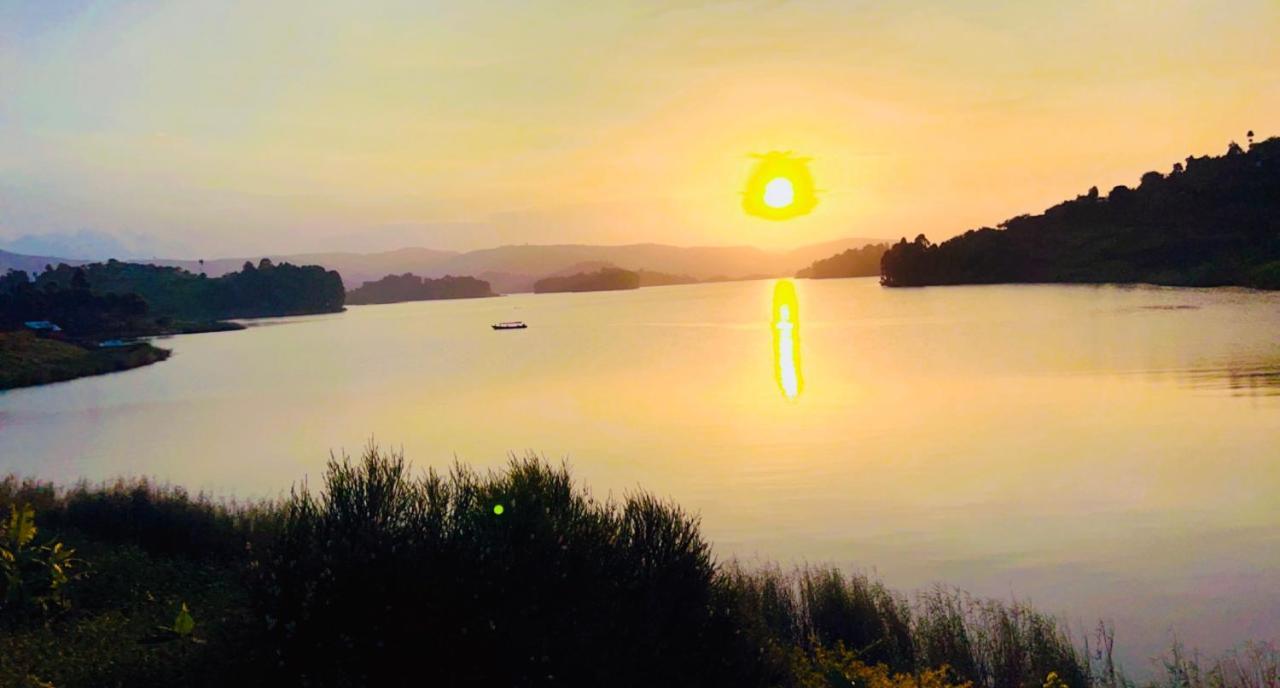 Lake Bunyonyi Rock Resort Kabale Екстер'єр фото