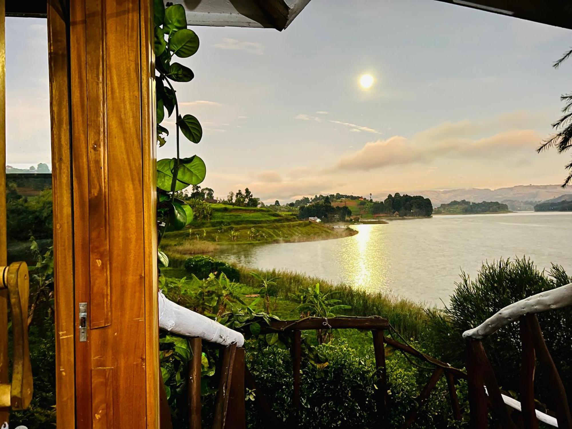 Lake Bunyonyi Rock Resort Kabale Екстер'єр фото