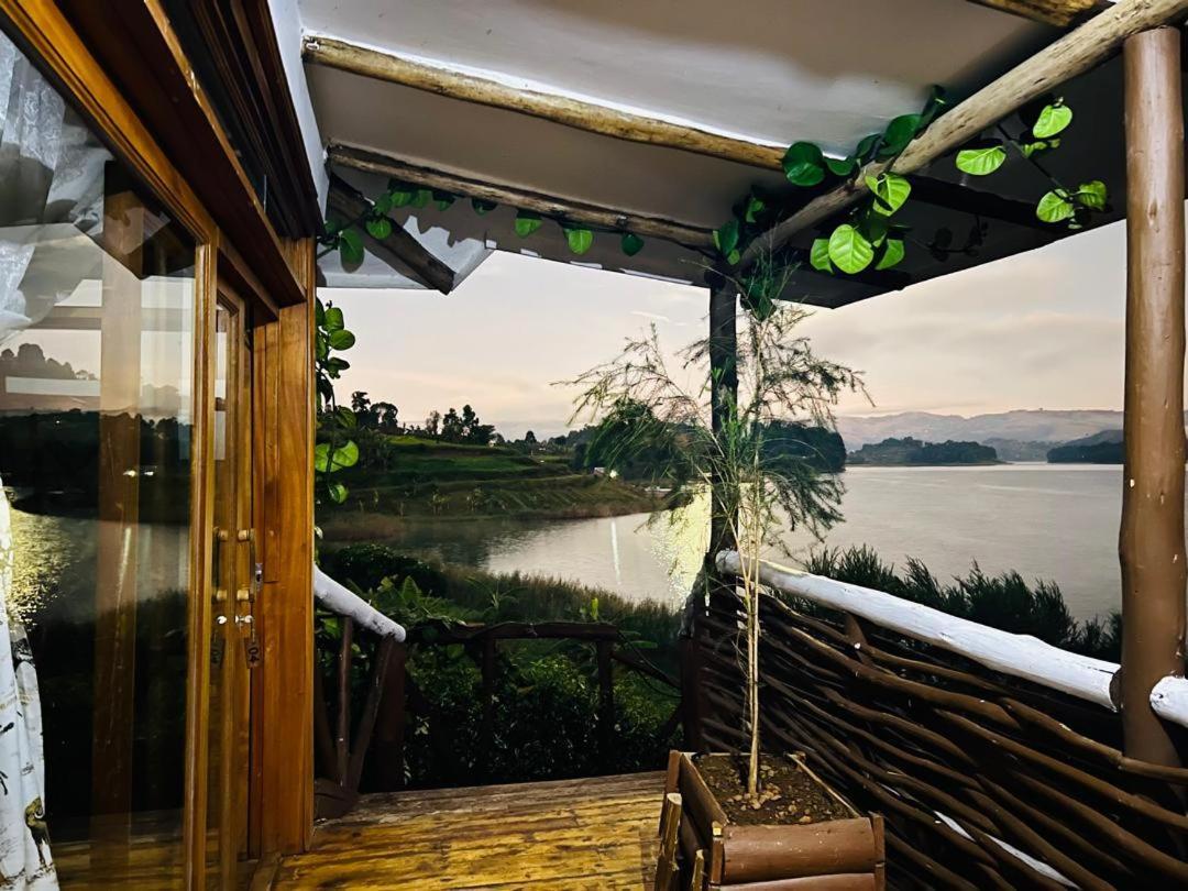 Lake Bunyonyi Rock Resort Kabale Екстер'єр фото
